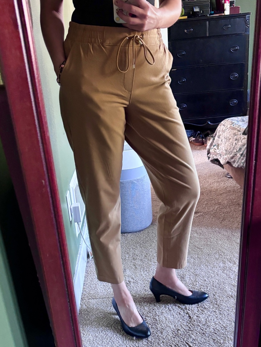 Tommy Hilfiger Cropped Drawstring Ankle Pants in Tan